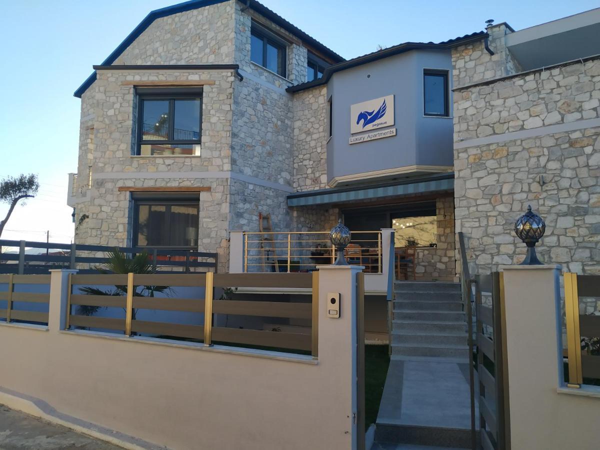 Pegasus Sea View Luxury Apartments Vrasná Exterior foto